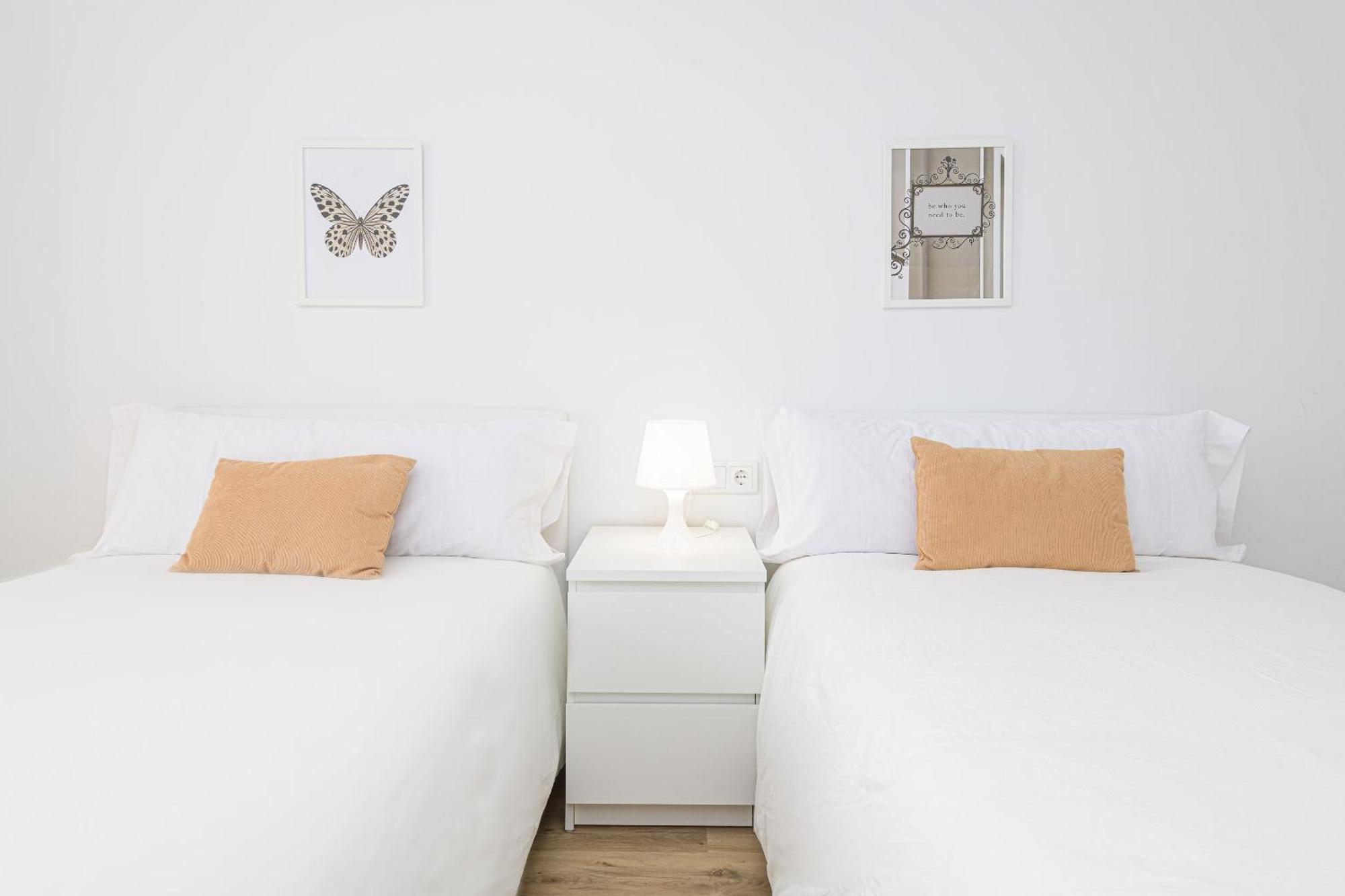 Amazing Carihuela View & Parking Appartement Torremolinos Buitenkant foto